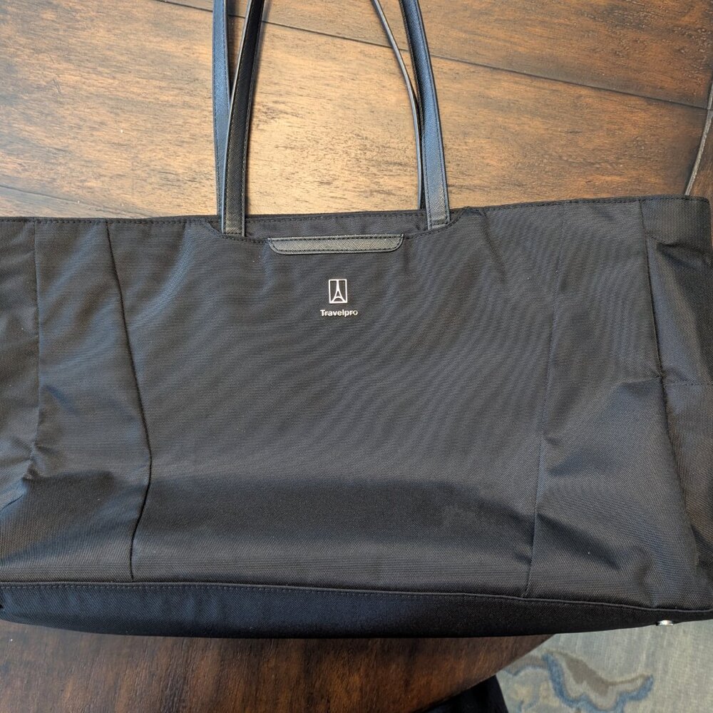 Travelpro Crew Executive Choice Black Tote